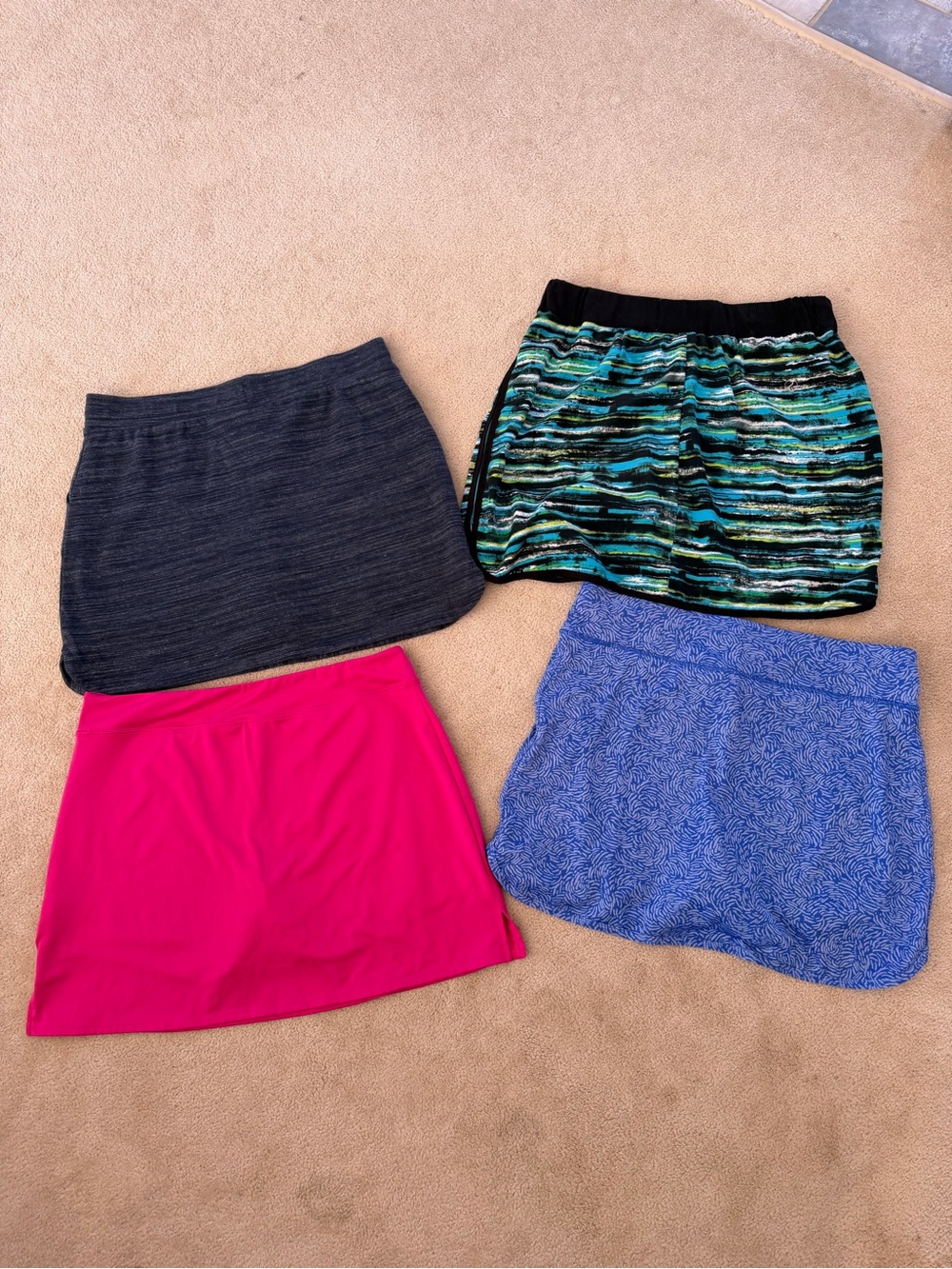 Lot of 4 Active Skorts - Picture 2 of 6